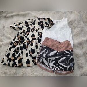 💙🩷 🐅 Twin Animal Print Set